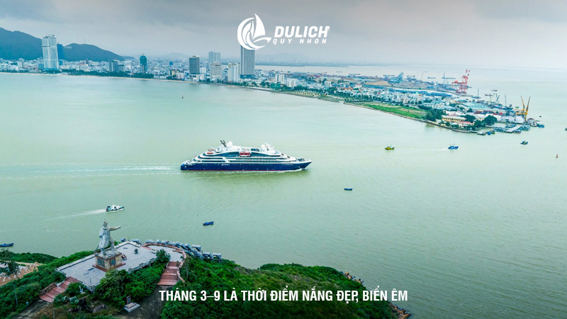 Tháng 3–9 là thời điểm nắng đẹp, biển êm
