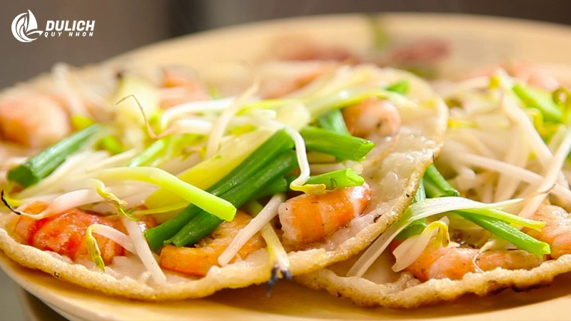 Bánh xèo tôm nhảy – Vỏ giòn, tôm ngọt lịm