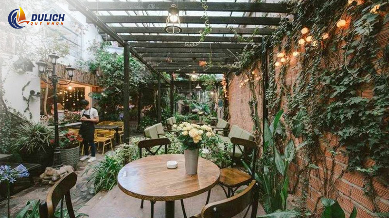 Cafe sân vườn Quy Nhơn