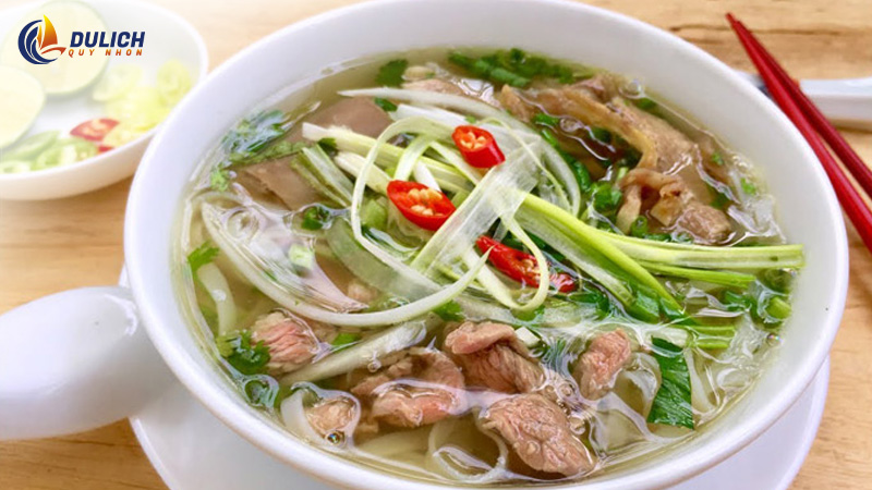 Phở Thu nổi tiếng với vị phở Bắc truyền thống đậm đà 