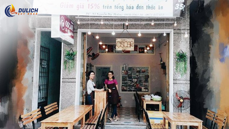 Đến quán Oscar bạn có thể thưởng thức món mì cay nóng hổi, đậm đà hương vị Hàn Quốc 