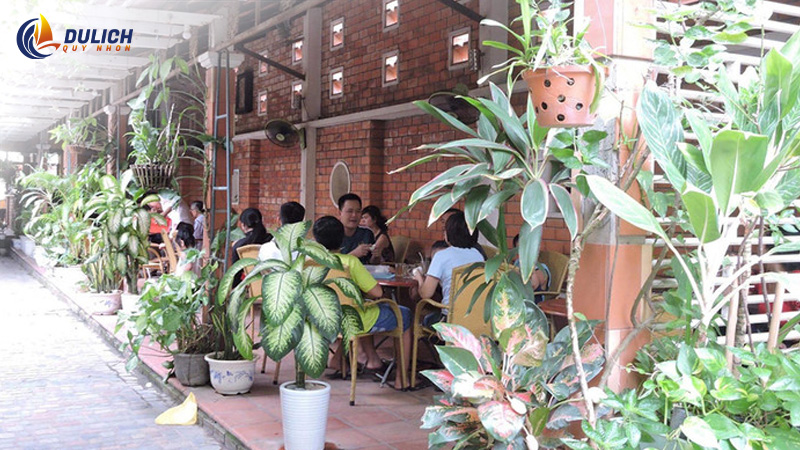 Cafe 360 Quy Nhơn - Cafe sân vườn Quy Nhơn thích hợp cho gia đình và bạn bè 