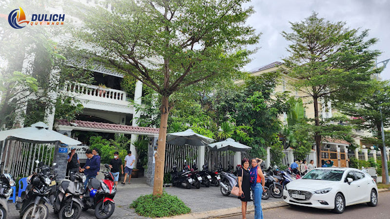 Cafe Biệt Thự – Quán cafe sân vườn Quy Nhơn sang trọng 