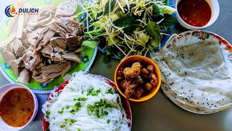 Bánh hỏi lòng heo 