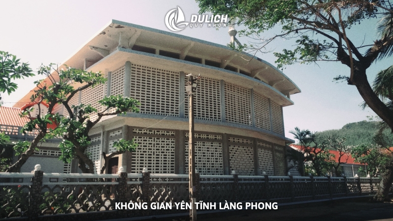 Không gian yên tĩnh Làng Phong