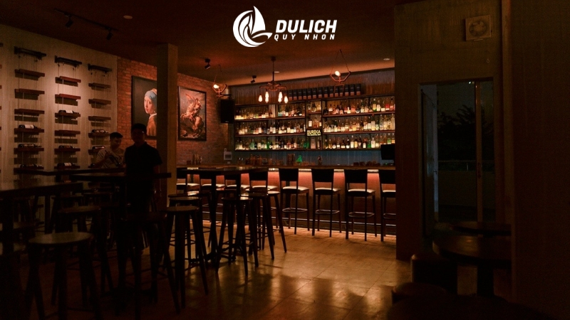 Khám phá bộ sưu tập Whisky quý hiếm tại bar Quy Nhơn