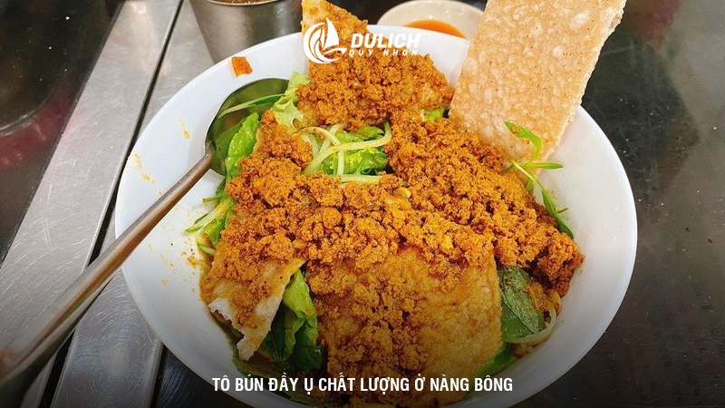 Tô bún đầy ụ chất lượng ở Nàng Bông 
