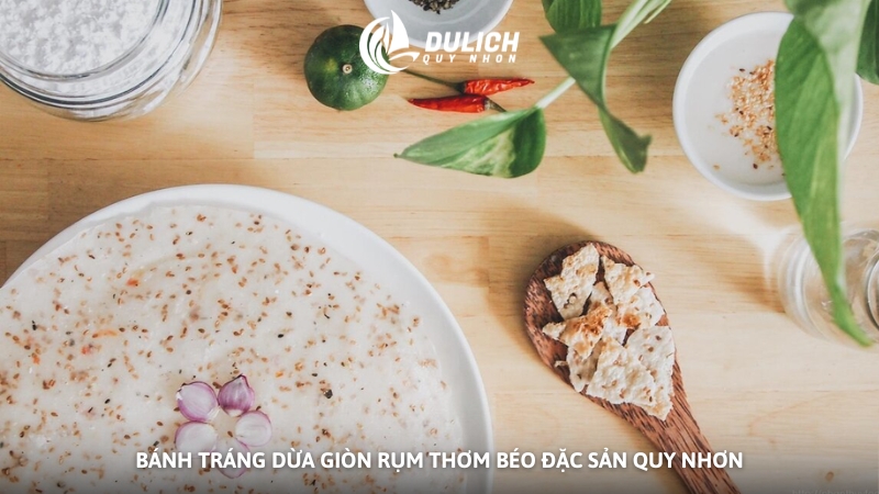 Bánh tráng dừa giòn rụm thơm béo đặc sản Quy Nhơn