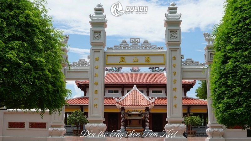 Đền thờ Tây Sơn Tam Kiệt