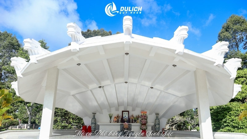 Khu di tích mộ cụ Phó bảng Nguyễn Sinh Sắc