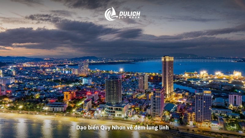Dạo biển Quy Nhơn về đêm lung linh