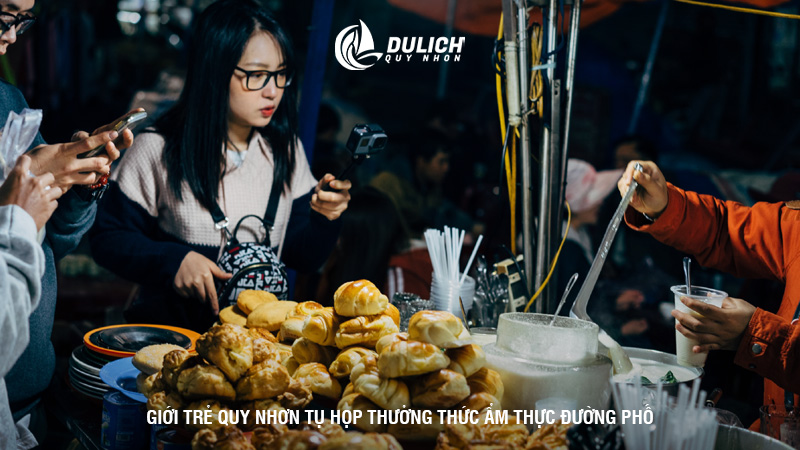 Phố ẩm thực Hoa Lư Quy Nhơn