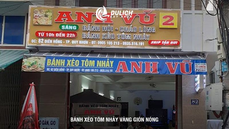 Bánh xèo tôm nhảy vàng giòn nóng