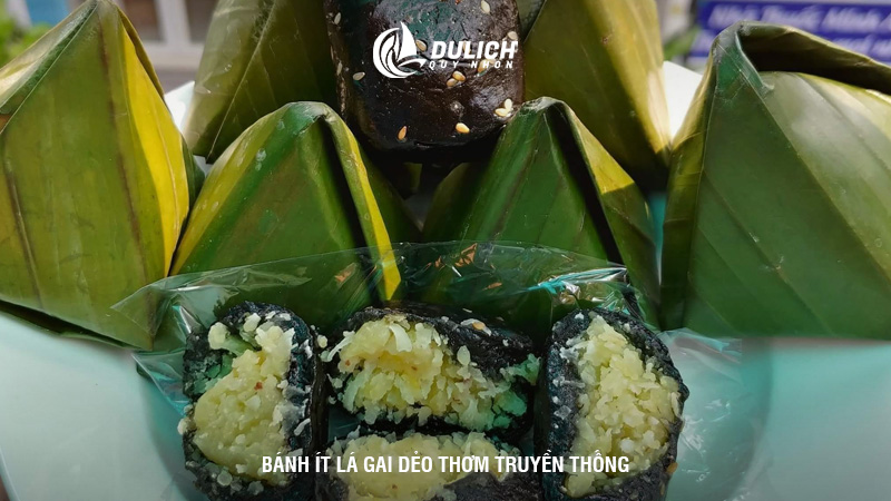 Bánh ít lá gai dẻo thơm truyền thống