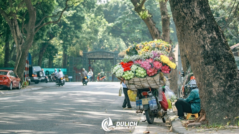 Phố cổ Hà Nội mùa đông đẹp bình yên lạ thường
