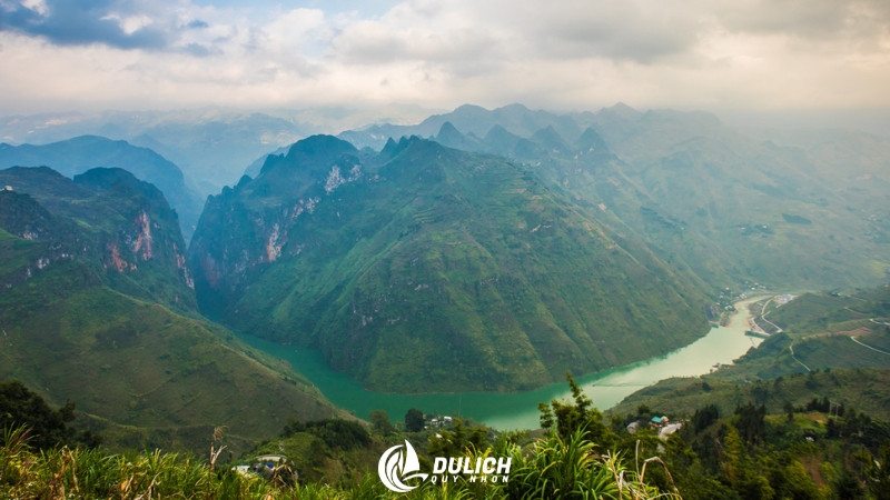 Cao nguyên đá Hà Giang mùa đông đầy hùng vĩ