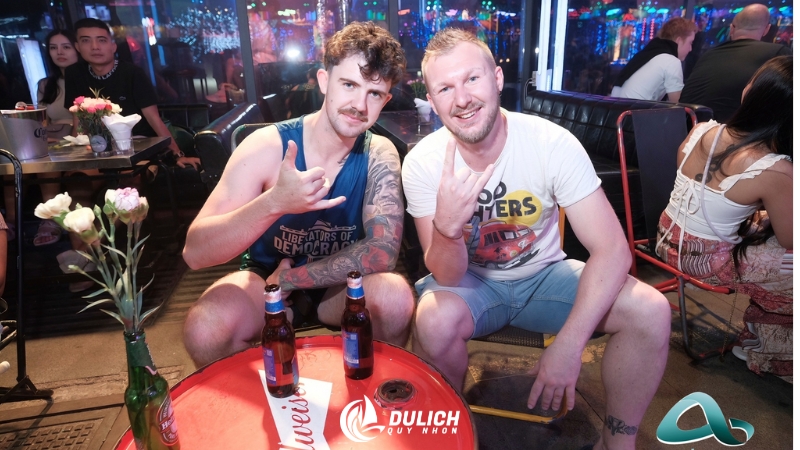 Sahara Bar & Lounge