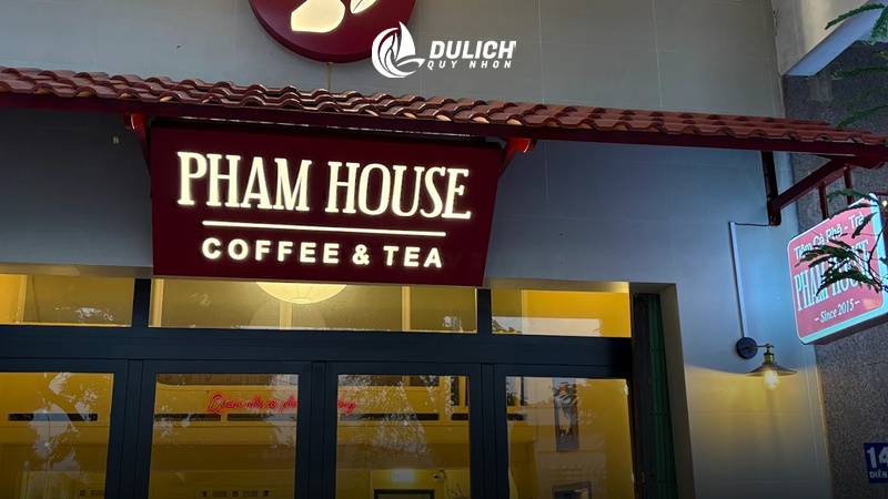 Góc nhỏ thư giãn tại Phạm House Coffee & Tea