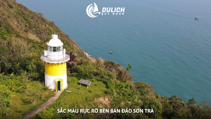 Sắc màu rực rỡ bên bán đảo Sơn Trà