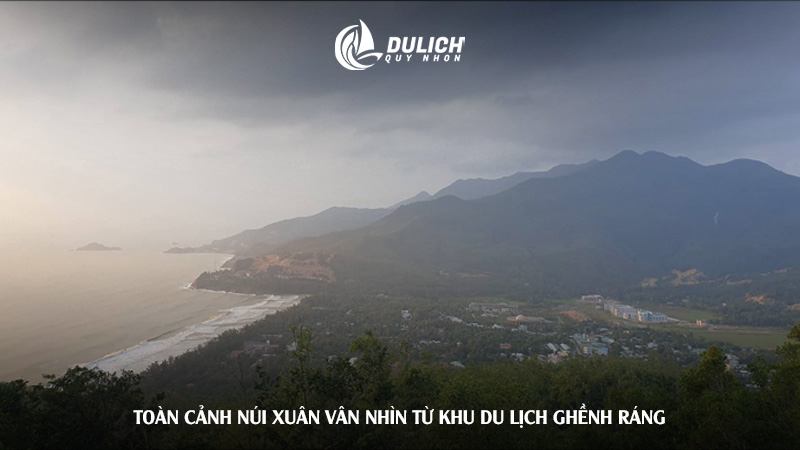 Toàn cảnh Núi Xuân Vân nhìn từ khu du lịch Ghềnh Ráng