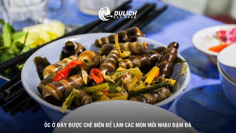 Ốc ở đây được chế biến để làm các món mồi nhậu đậm đà